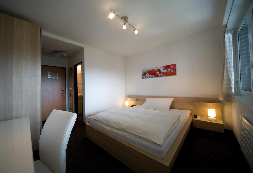 Hotel Oasis Moutier Exteriör bild